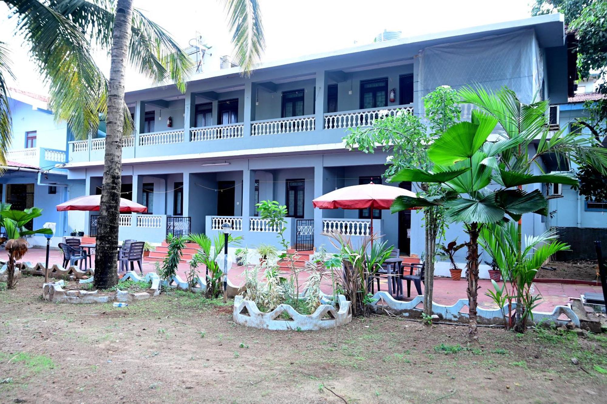 Clinton Guest House Колва Екстер'єр фото
